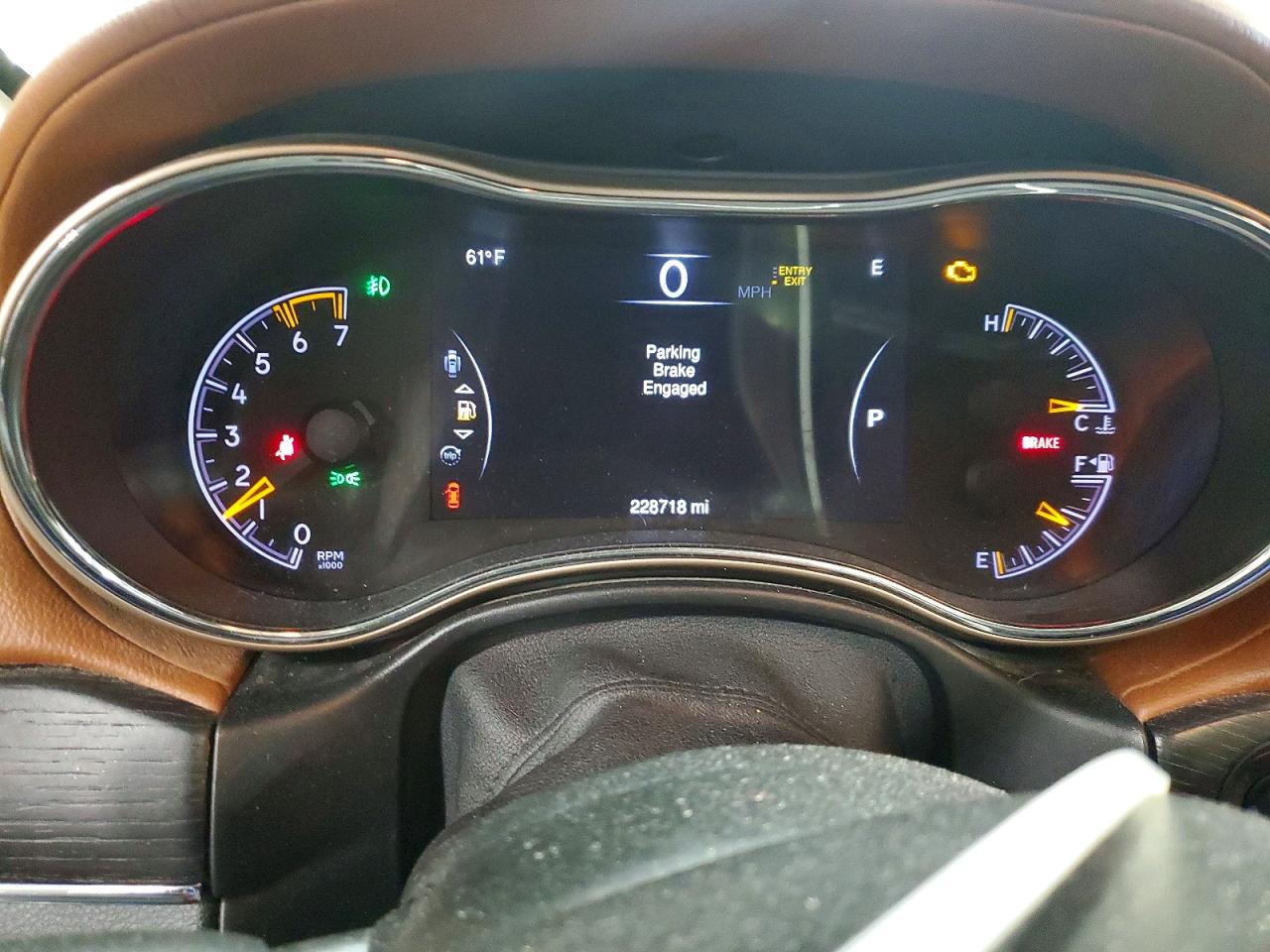2015 Jeep Grand Cherokee Summit Белый vin: 1C4RJFJT8FC855553