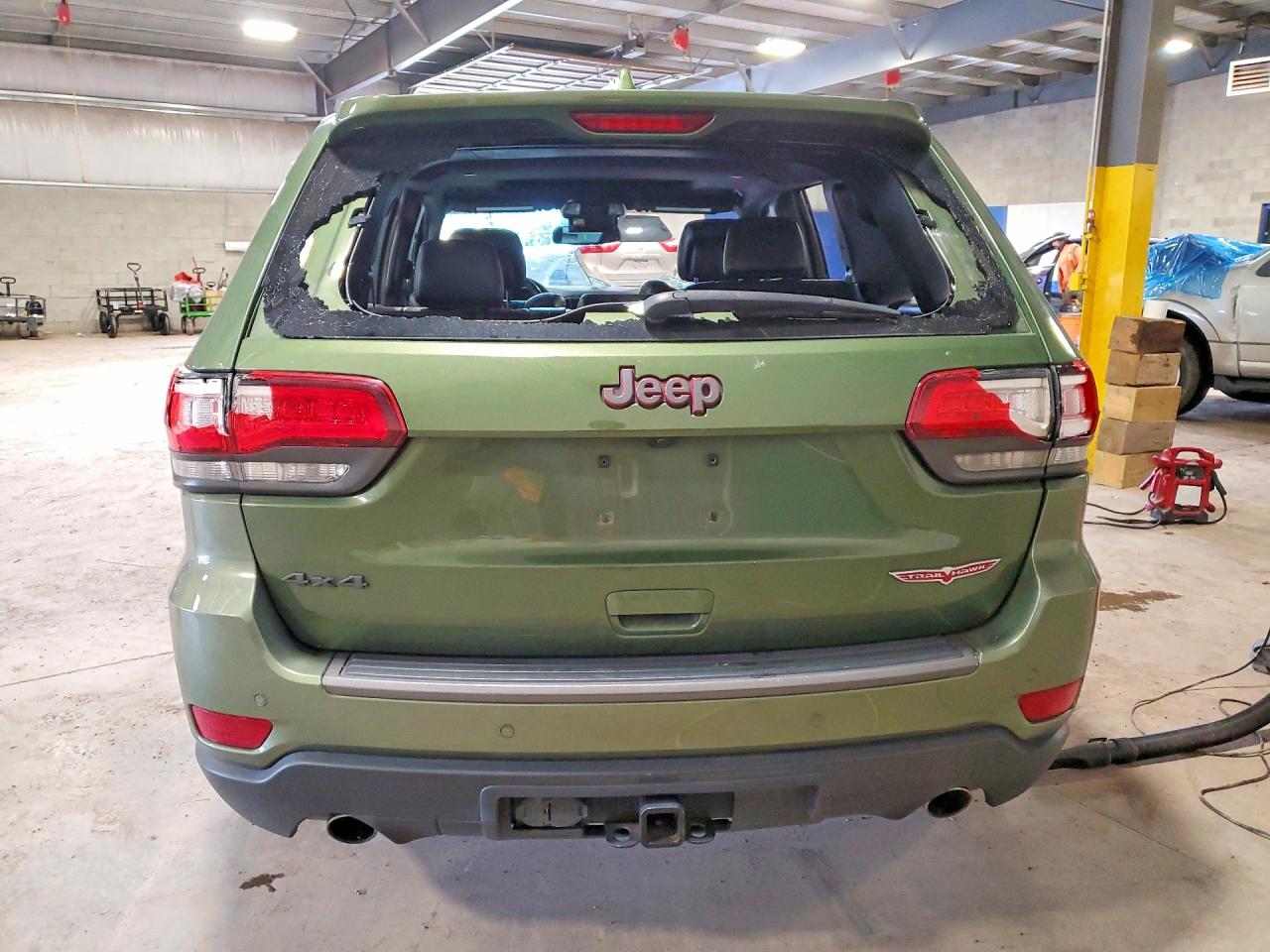 2020 Jeep Grand Cherokee Trailhawk Green vin: 1C4RJFLG0LC195097