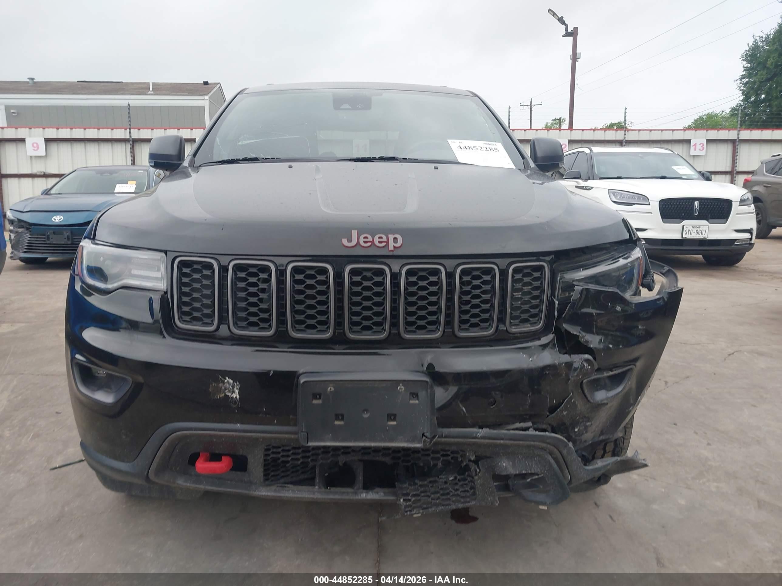 2019 Jeep Grand Cherokee Trailhawk 4x4 Black vin: 1C4RJFLG1KC577167