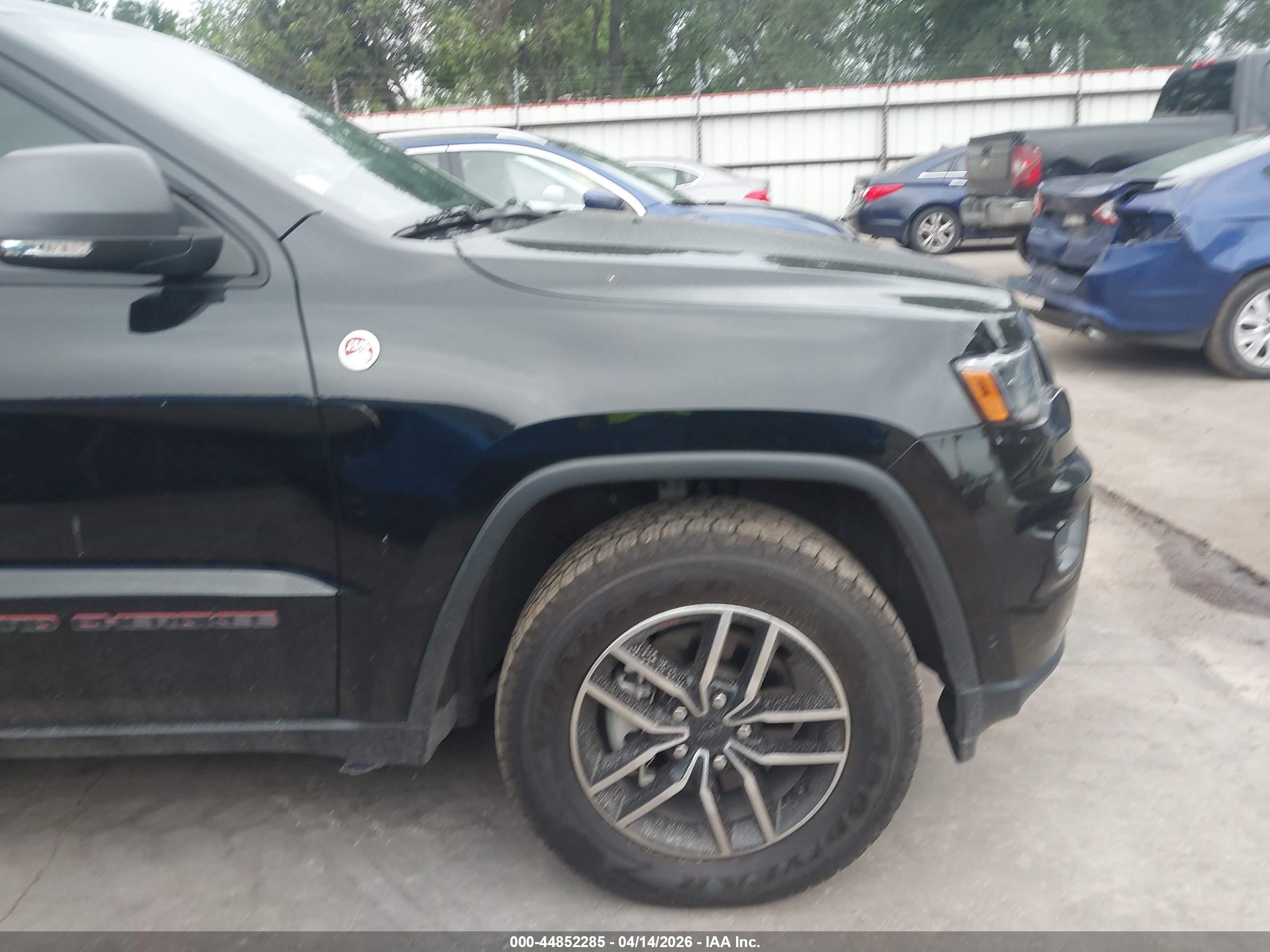 2019 Jeep Grand Cherokee Trailhawk 4x4 Black vin: 1C4RJFLG1KC577167