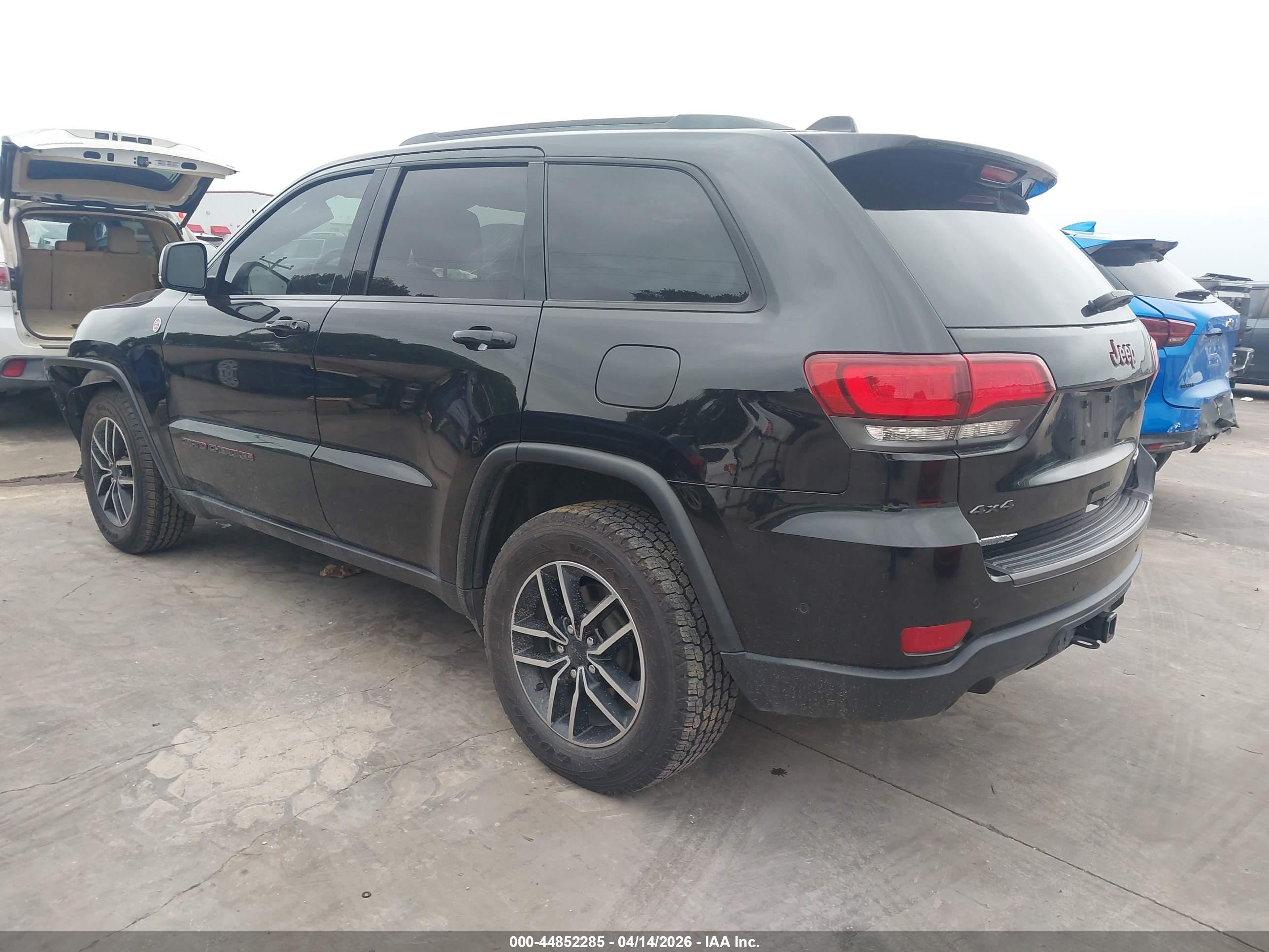 2019 Jeep Grand Cherokee Trailhawk 4x4 Black vin: 1C4RJFLG1KC577167