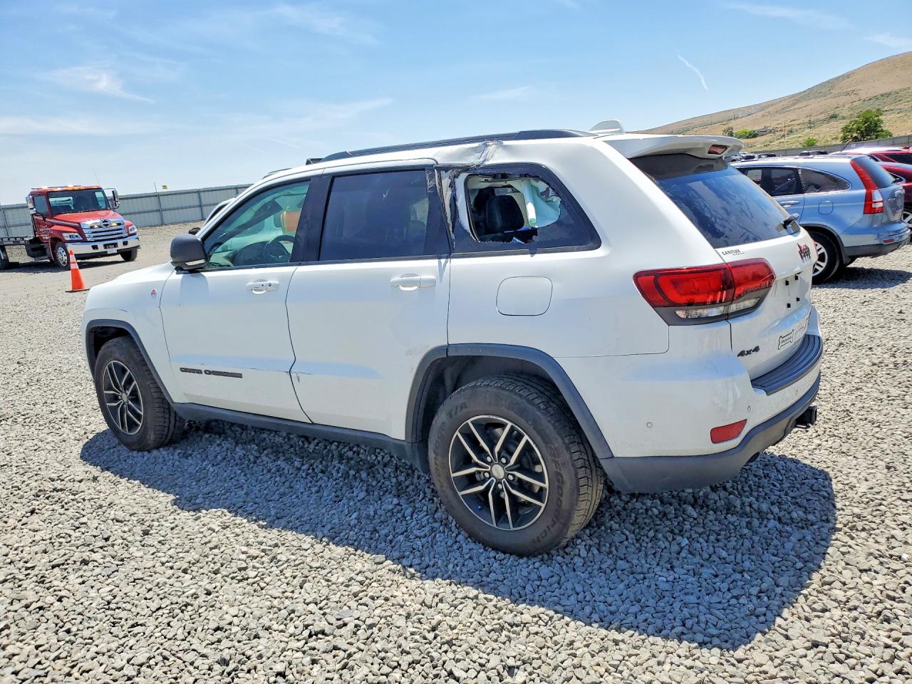 2018 Jeep Grand Cherokee Trailhawk White vin: 1C4RJFLG2JC142818