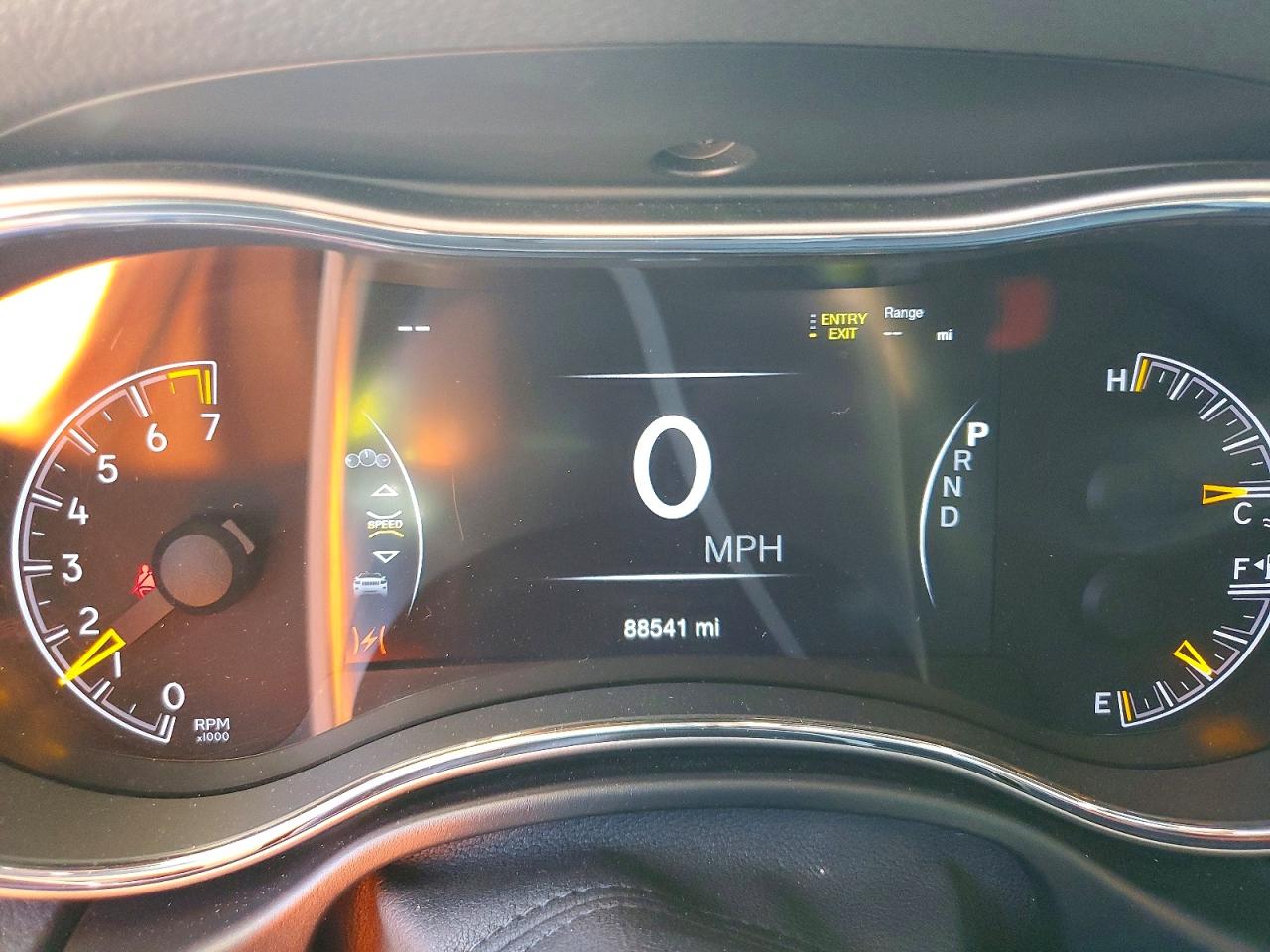 2019 Jeep Grand Cherokee Trailhawk Gray vin: 1C4RJFLG9KC541999