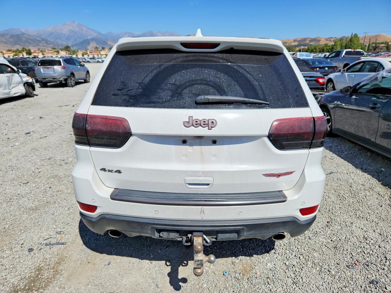 2018 Jeep Grand Cherokee Trailhawk Белый vin: 1C4RJFLT7JC173821