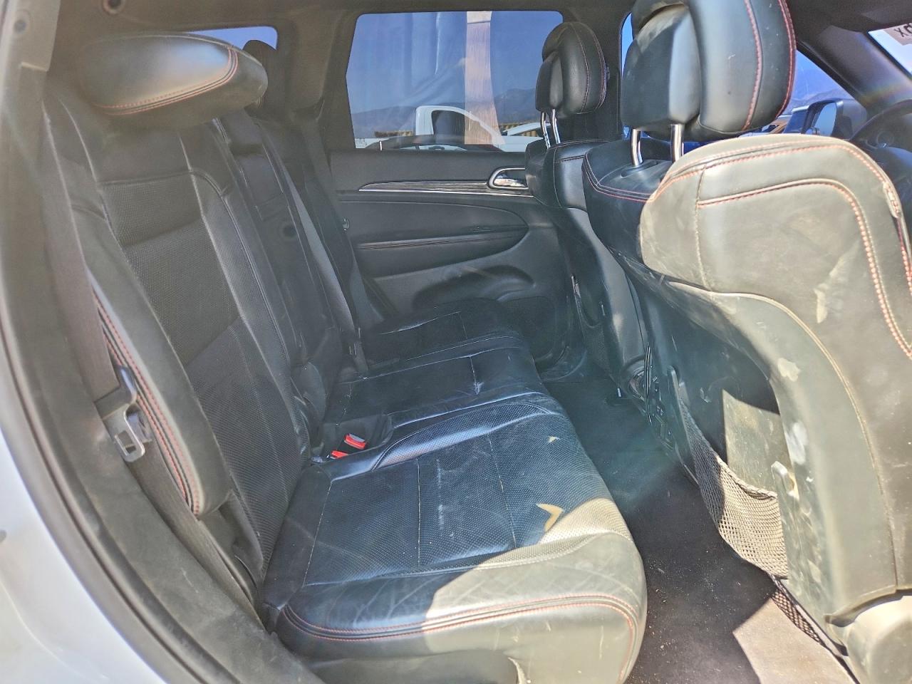 2018 Jeep Grand Cherokee Trailhawk Белый vin: 1C4RJFLT7JC173821