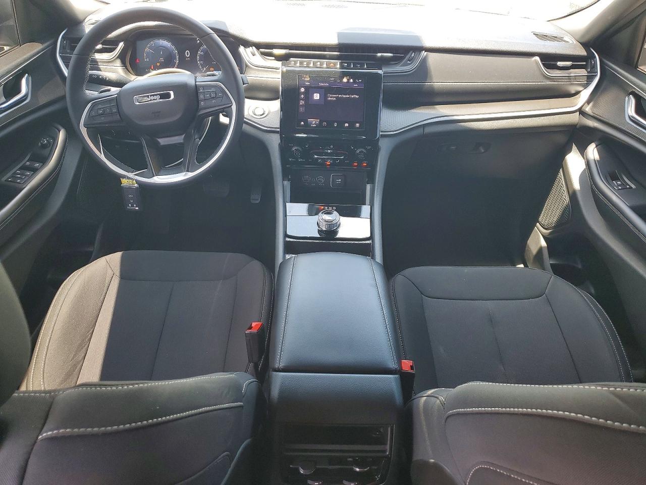 2025 Jeep Grand Cherokee Laredo Белый vin: 1C4RJGAG2SC348876