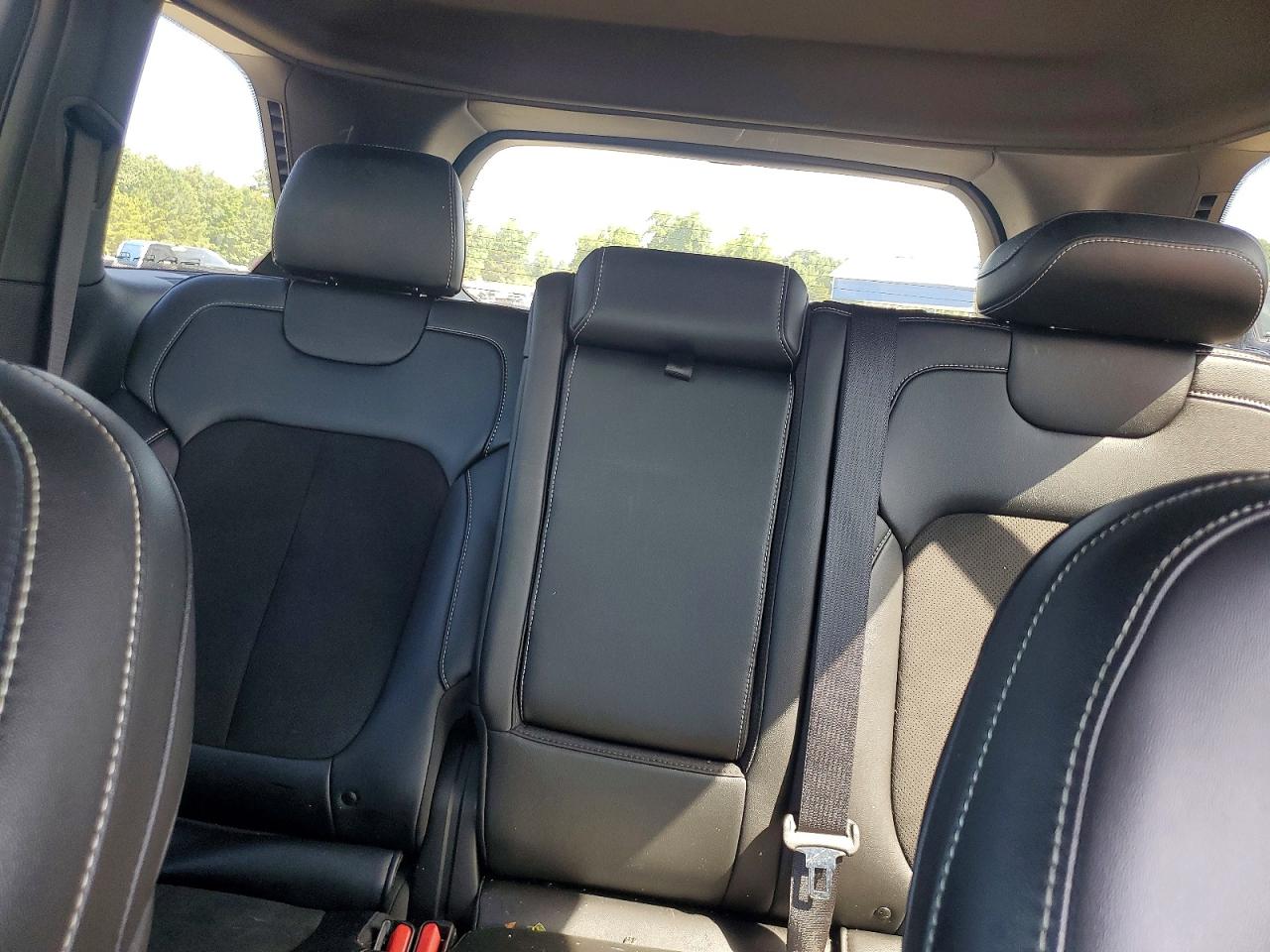 2025 Jeep Grand Cherokee Laredo Black vin: 1C4RJGAG5SC316598