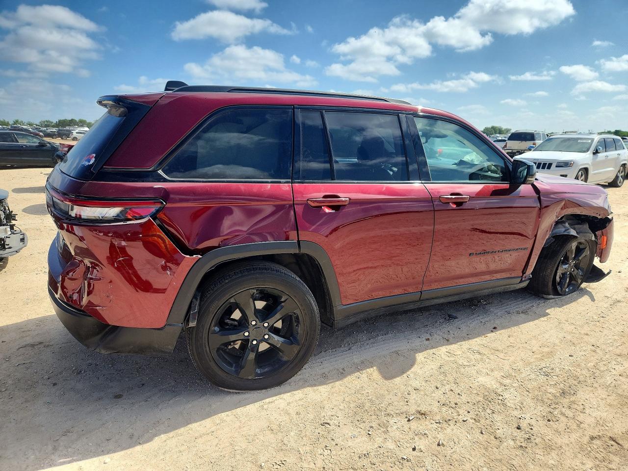 2024 Jeep Grand Cherokee Laredo Burgundy vin: 1C4RJGAG9RC716271