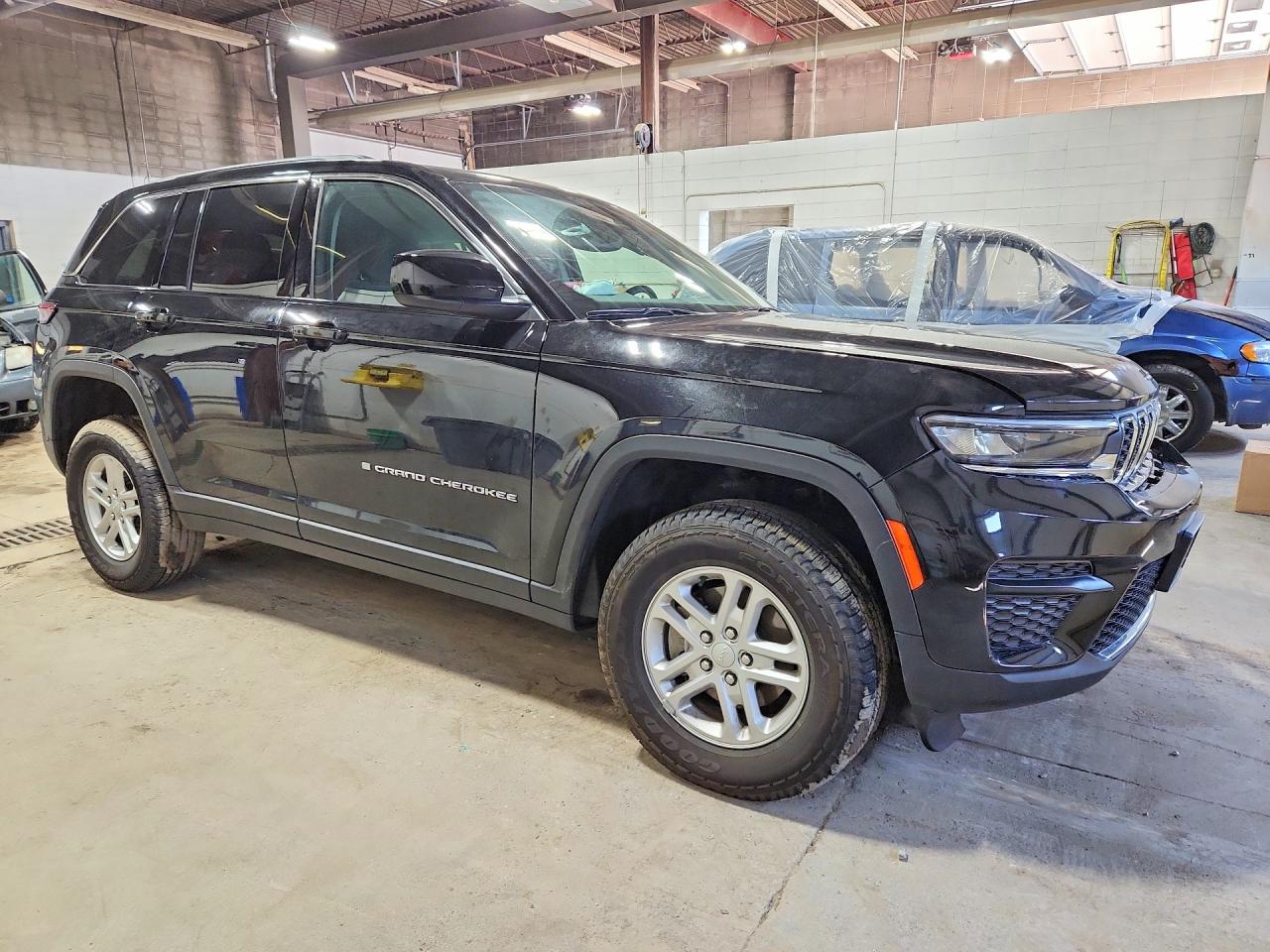 2023 Jeep Grand Cherokee Laredo Black vin: 1C4RJHAG0PC642726
