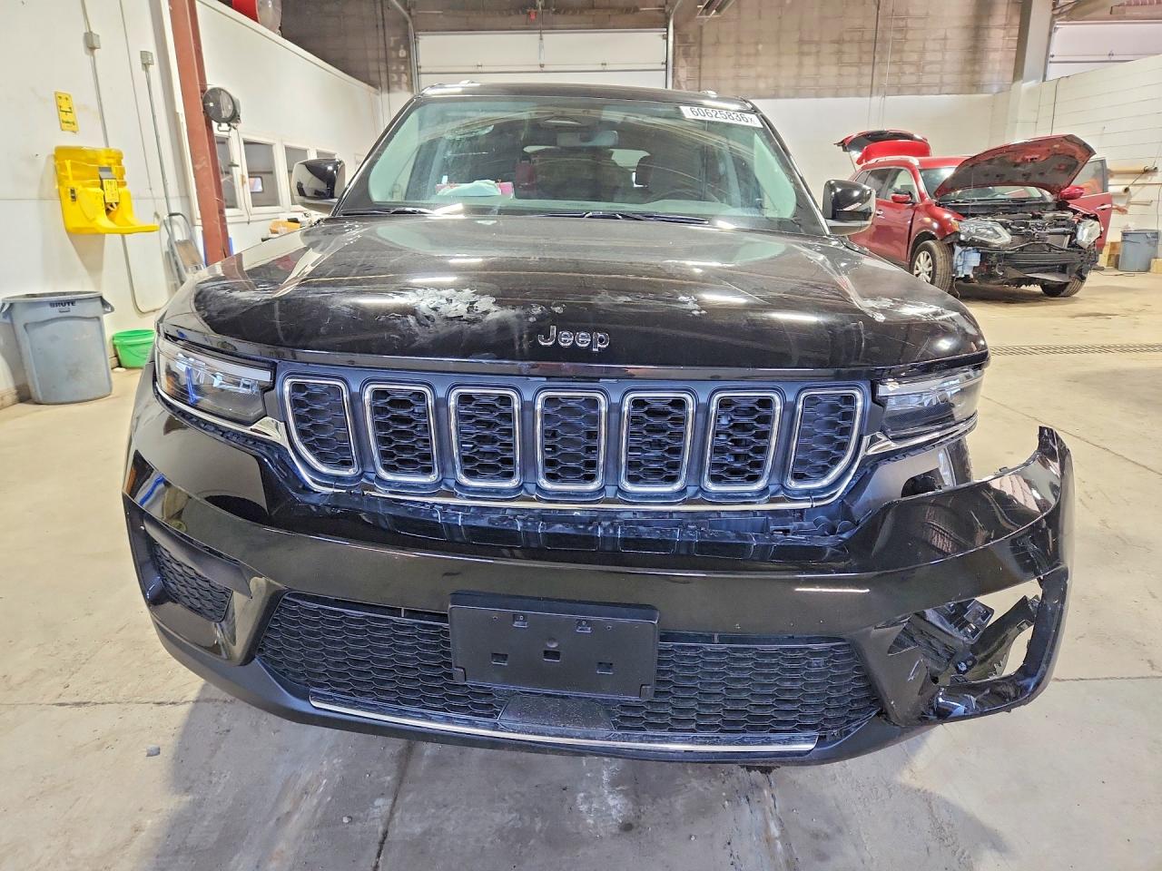 2023 Jeep Grand Cherokee Laredo Black vin: 1C4RJHAG0PC642726