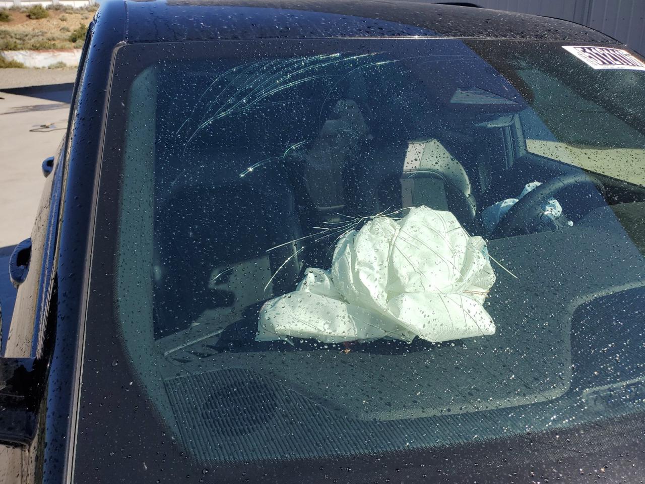 2025 Jeep Grand Cherokee Laredo Black vin: 1C4RJHAG0SC323318 Damage: Windshield, Broken, Replacement Required