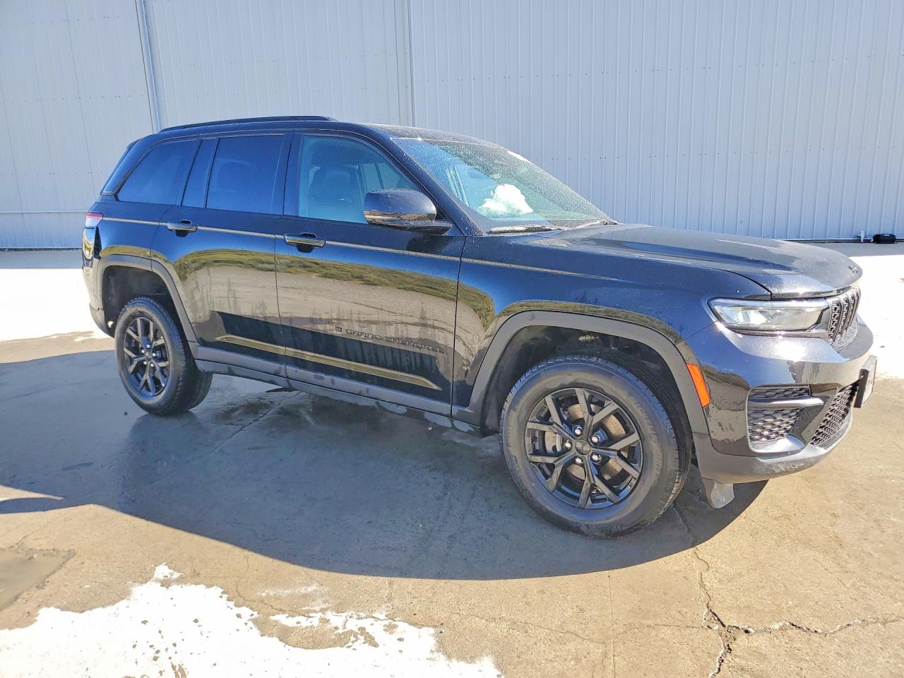 2025 Jeep Grand Cherokee Laredo Black vin: 1C4RJHAG0SC323318