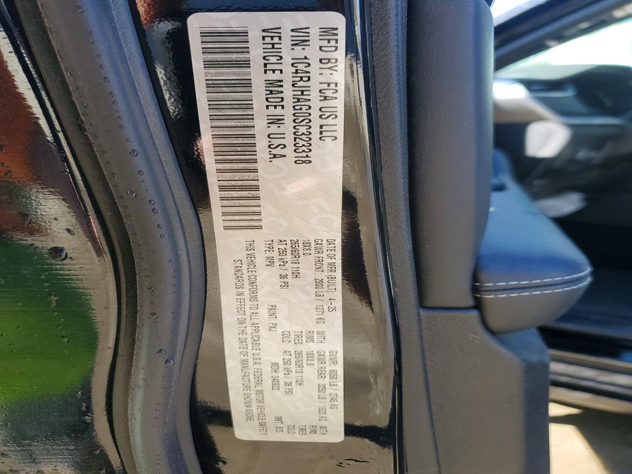 2025 Jeep Grand Cherokee Laredo Black vin: 1C4RJHAG0SC323318