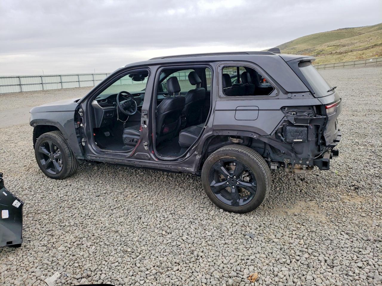 2024 Jeep Grand Cherokee Laredo Серый vin: 1C4RJHAG2RC259129