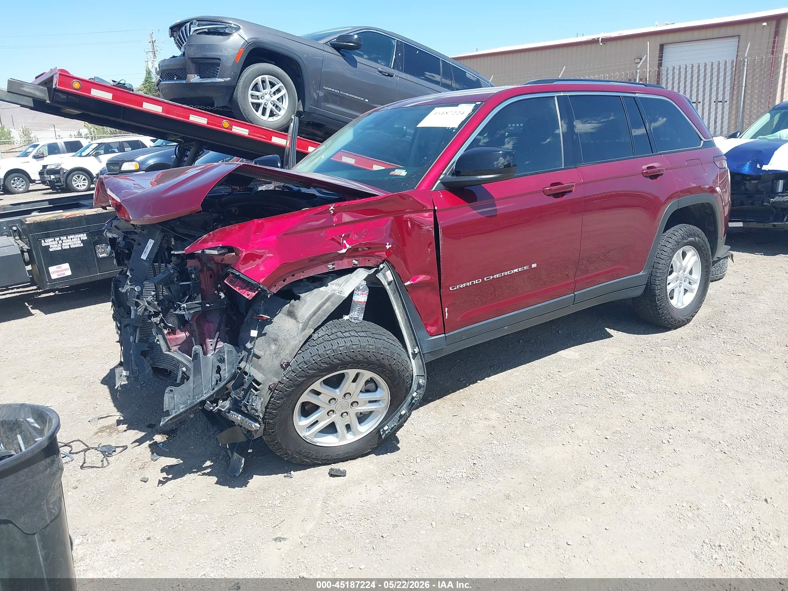 2023 Jeep Grand Cherokee Laredo 4x4 Красный vin: 1C4RJHAG3PC533242