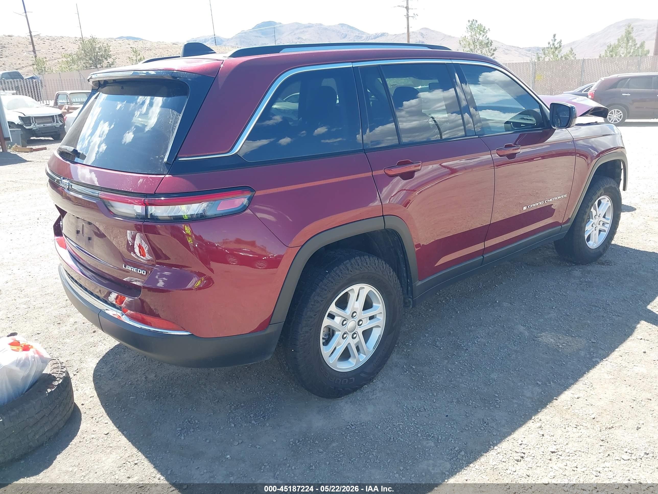 2023 Jeep Grand Cherokee Laredo 4x4 Красный vin: 1C4RJHAG3PC533242