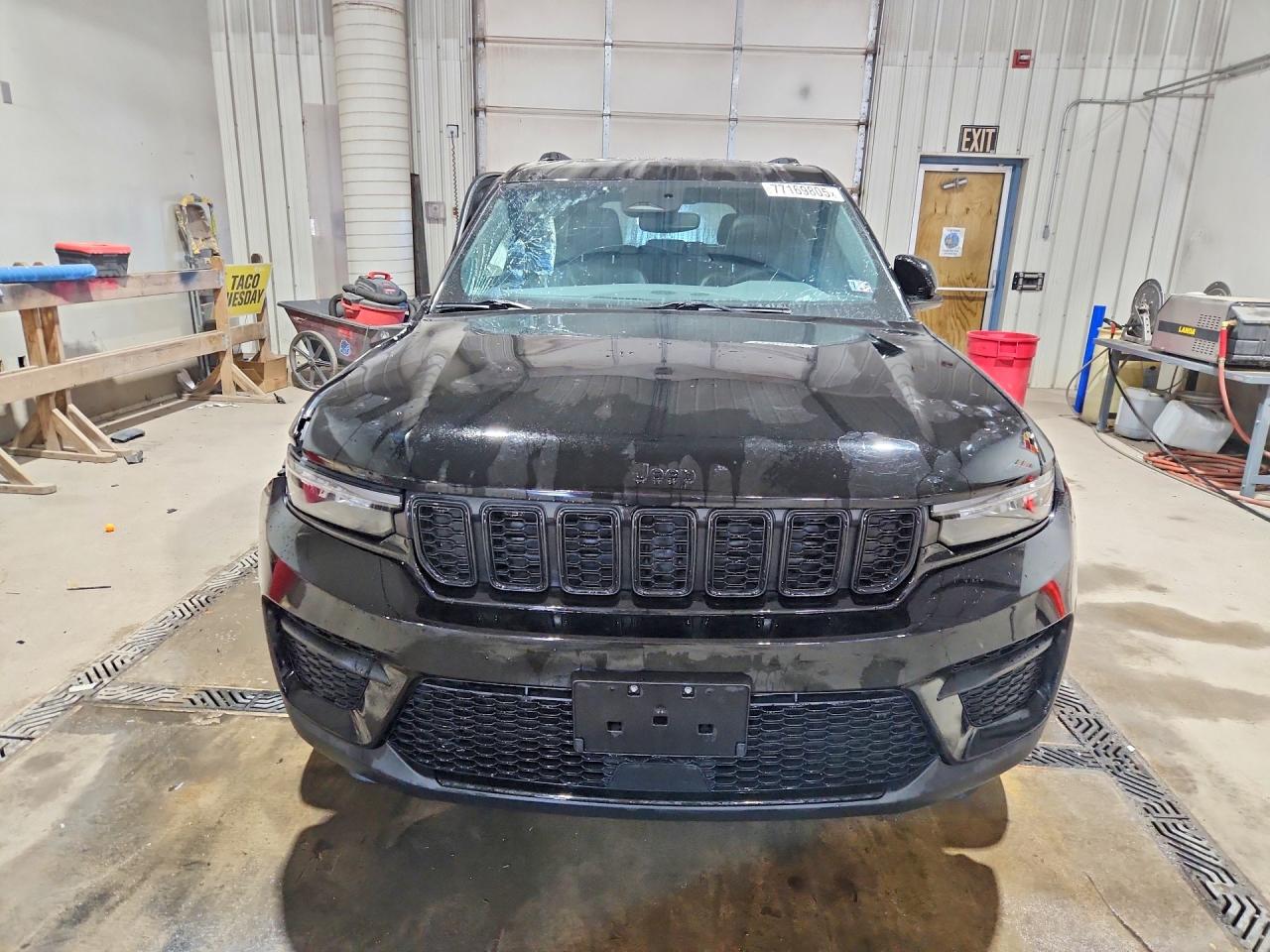 2023 Jeep Grand Cherokee Laredo Black vin: 1C4RJHAG5P8104493