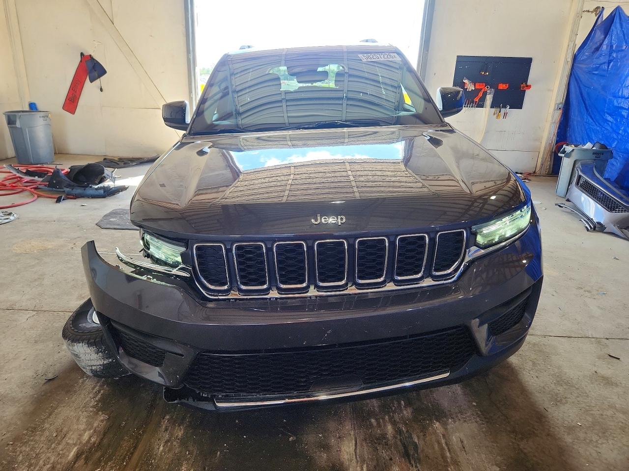 2023 Jeep Grand Cherokee Laredo Charcoal vin: 1C4RJHAG7PC581200