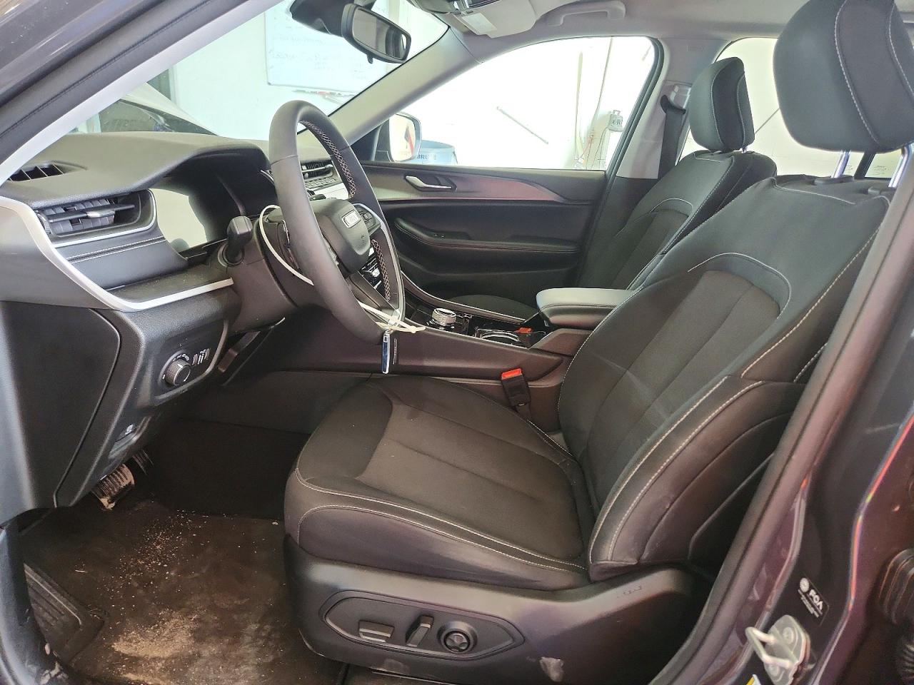 2023 Jeep Grand Cherokee Laredo Charcoal vin: 1C4RJHAG7PC581200