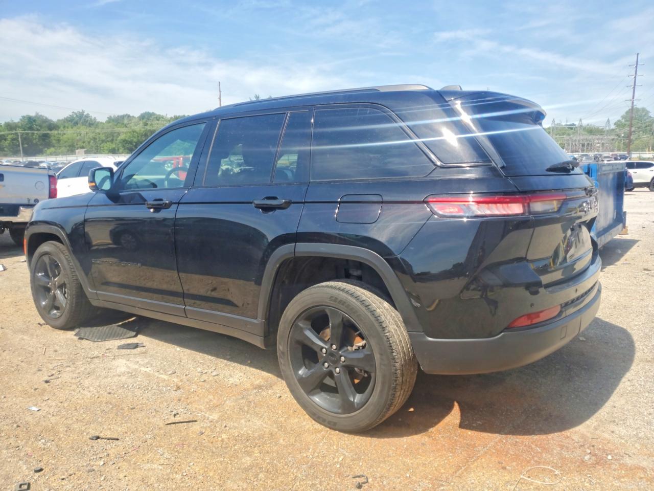 2024 Jeep Grand Cherokee Laredo Черный vin: 1C4RJHAG7RC260096