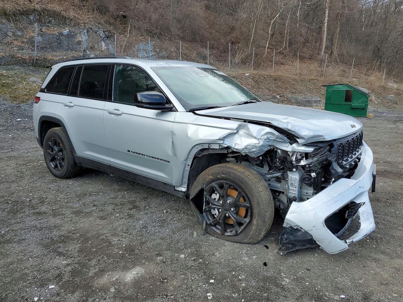 2025 Jeep Grand Cherokee Laredo Silver vin: 1C4RJHAG9SC364532