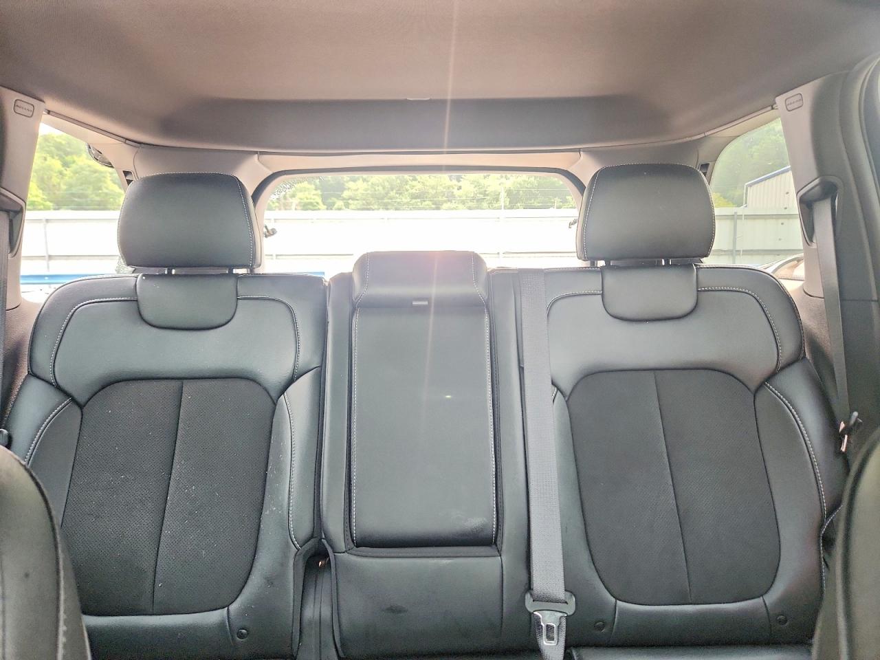 2024 Jeep Grand Cherokee Laredo White vin: 1C4RJHAGXR8944207