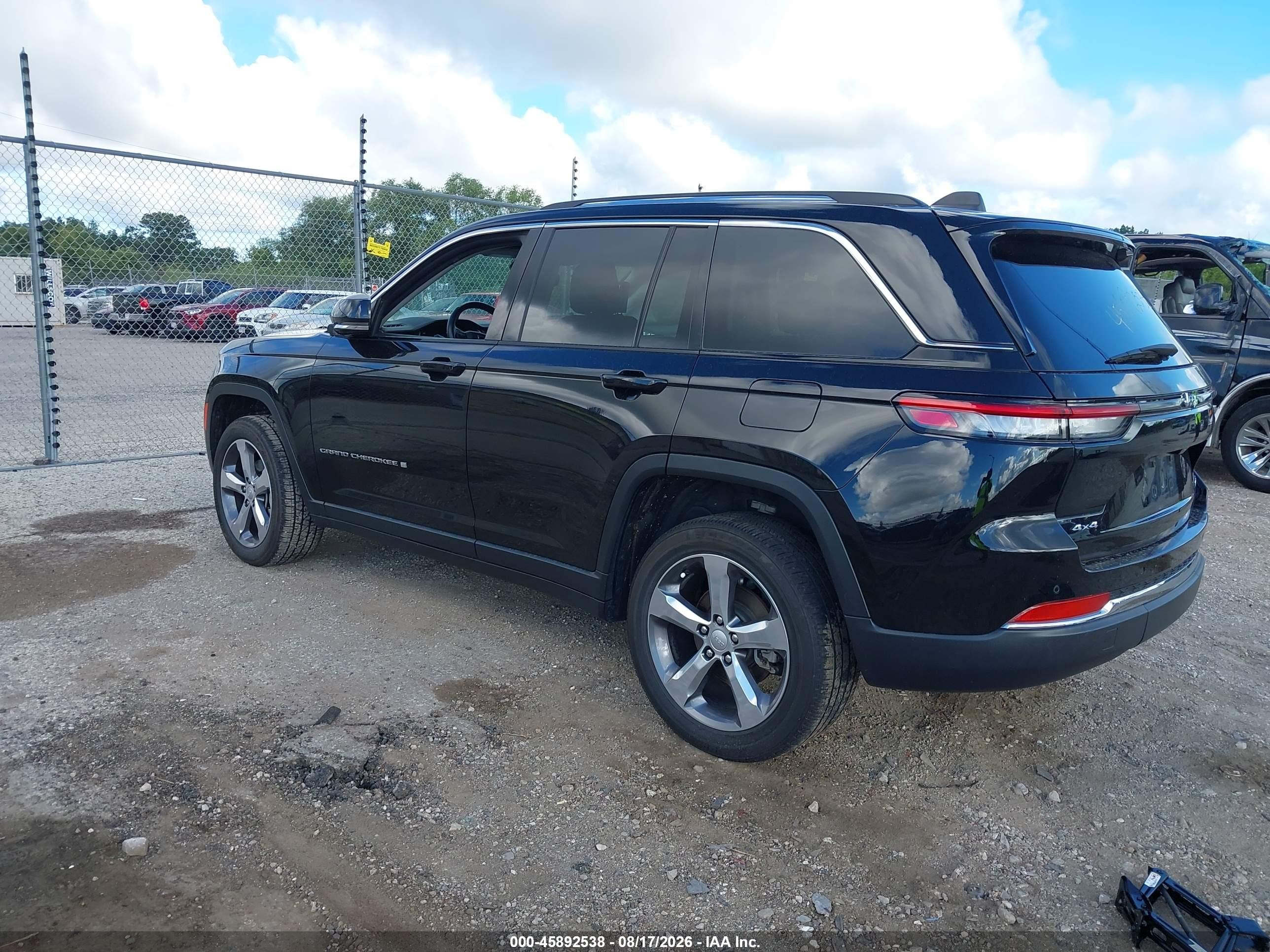 2022 Jeep Grand Cherokee Limited 4x4 Black vin: 1C4RJHBG4N8635048