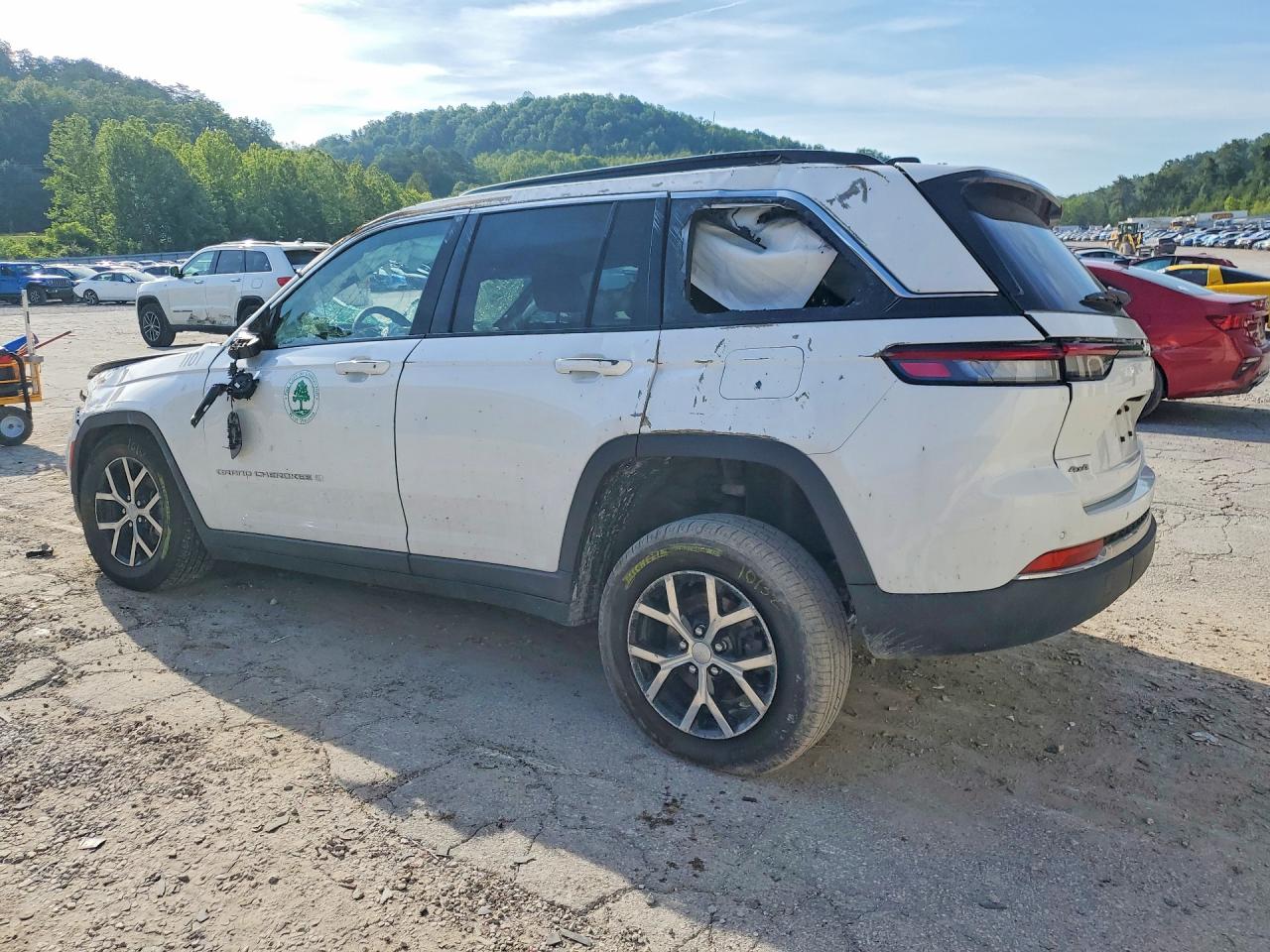 2025 Jeep Grand Cherokee Limited White vin: 1C4RJHBG9SC339712
