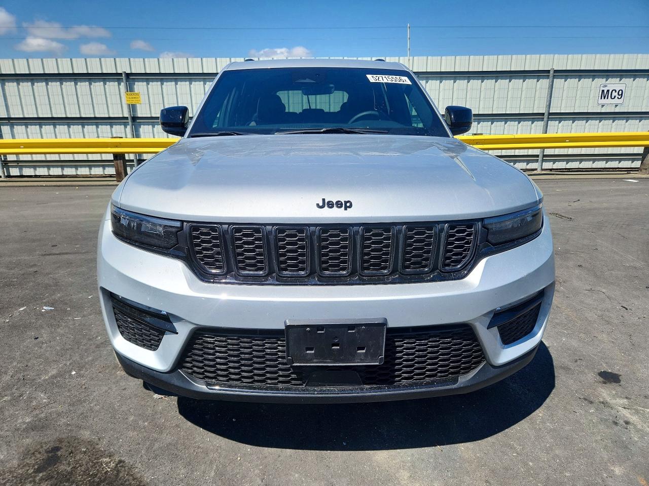 2025 Jeep Grand Cherokee Limited Серебряный vin: 1C4RJHBGXSC301518
