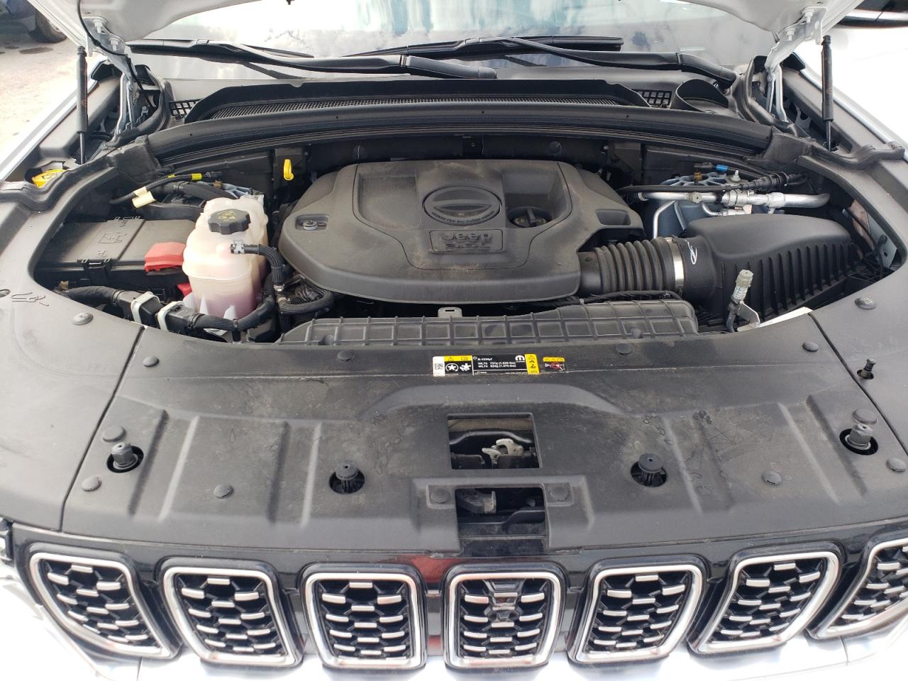 2024 Jeep Grand Cherokee Summit Белый vin: 1C4RJHEG3R8954300
