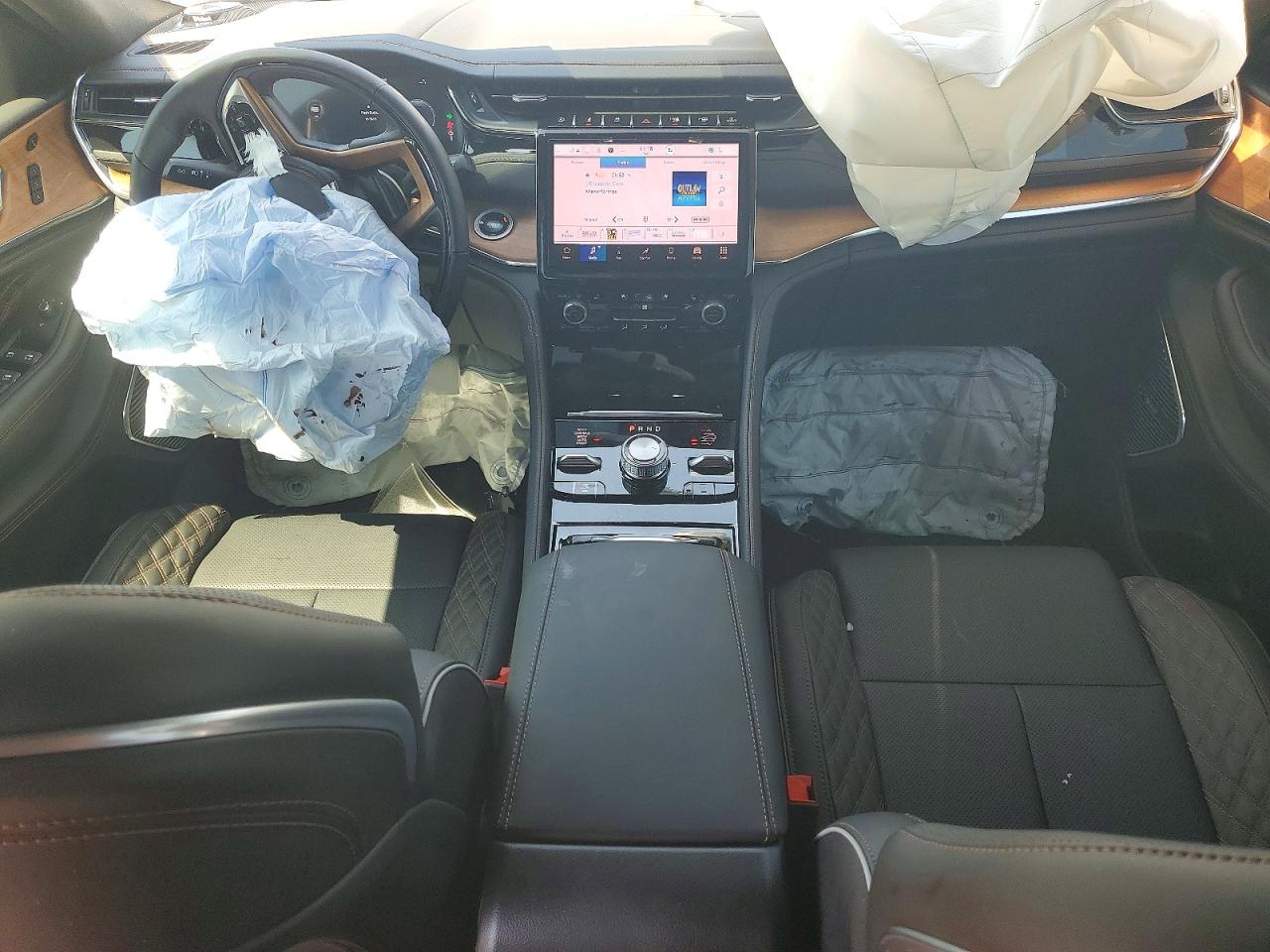 2025 Jeep Grand Cherokee Summit White vin: 1C4RJHEG7S8791818
