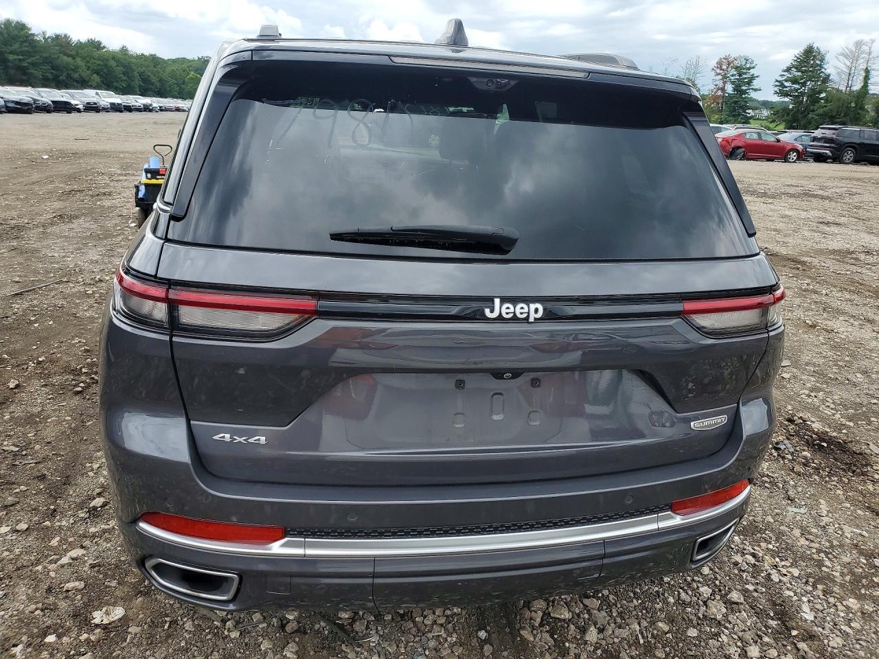 2024 Jeep Grand Cherokee Summit Угольный vin: 1C4RJHEG9R8527980