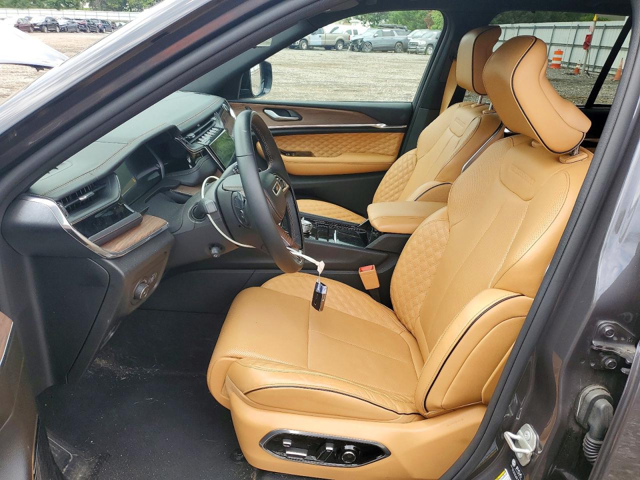 2024 Jeep Grand Cherokee Summit Угольный vin: 1C4RJHEG9R8527980