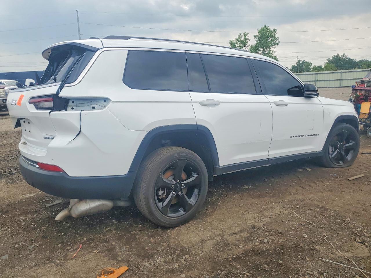 2023 Jeep Grand Cherokee L Laredo Белый vin: 1C4RJKAG1P8865373