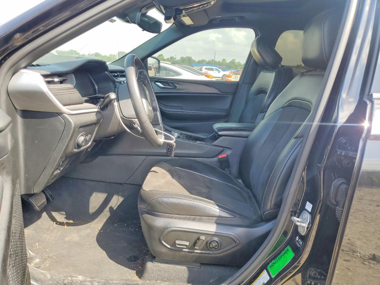 2023 Jeep Grand Cherokee L Laredo Black vin: 1C4RJKAG2P8825741