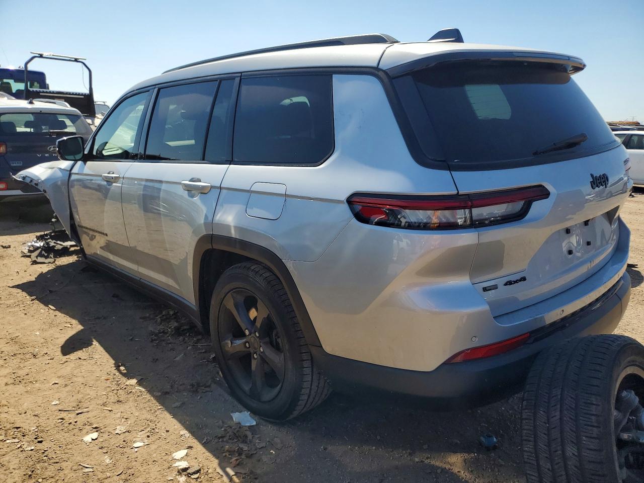 2022 Jeep Grand Cherokee L Laredo Silver vin: 1C4RJKAG3N8517524