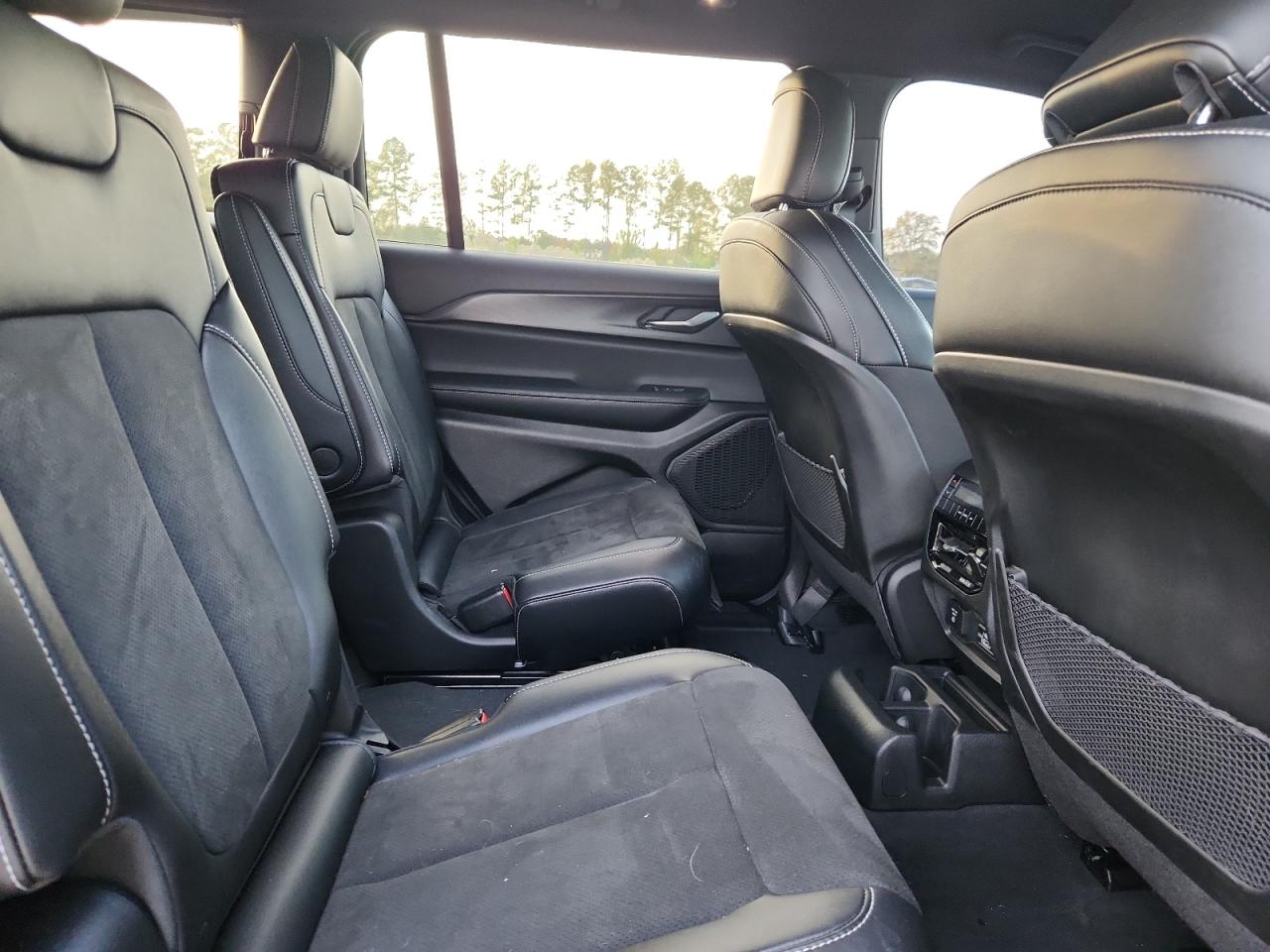 2025 Jeep Grand Cherokee L Laredo Белый vin: 1C4RJKAG3S8629266