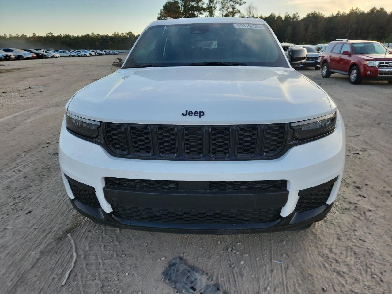 2025 Jeep Grand Cherokee L Laredo Белый vin: 1C4RJKAG3S8629266