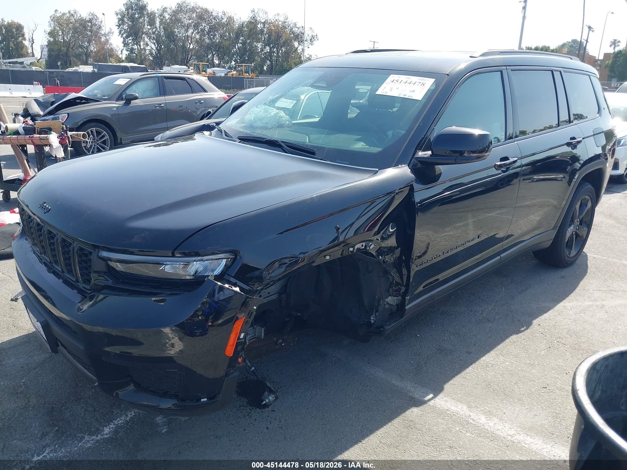 2025 Jeep Grand Cherokee L Altitude X 4x4 Black vin: 1C4RJKAG3S8778907