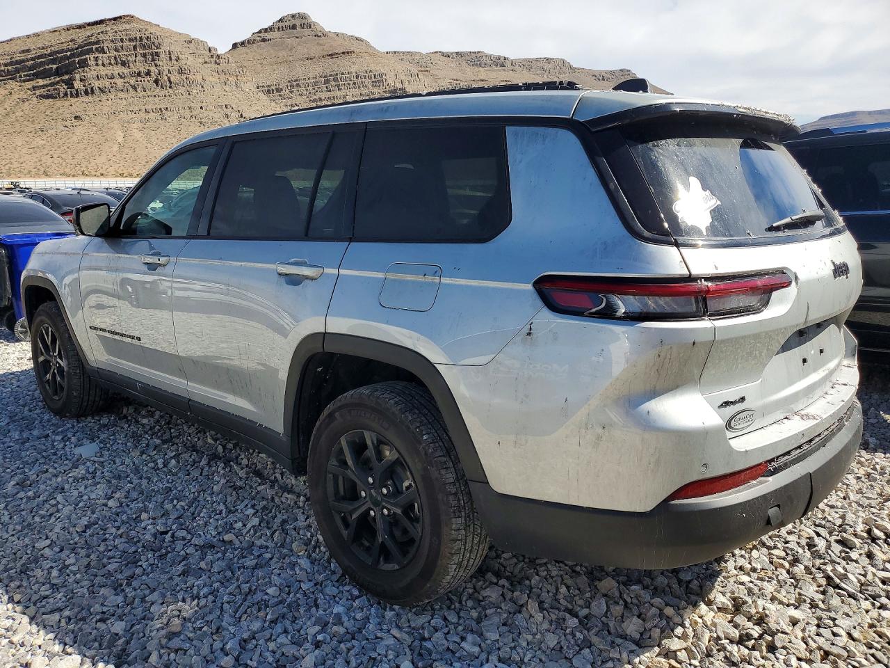 2025 Jeep Grand Cherokee L Laredo Серебряный vin: 1C4RJKAG5S8676895