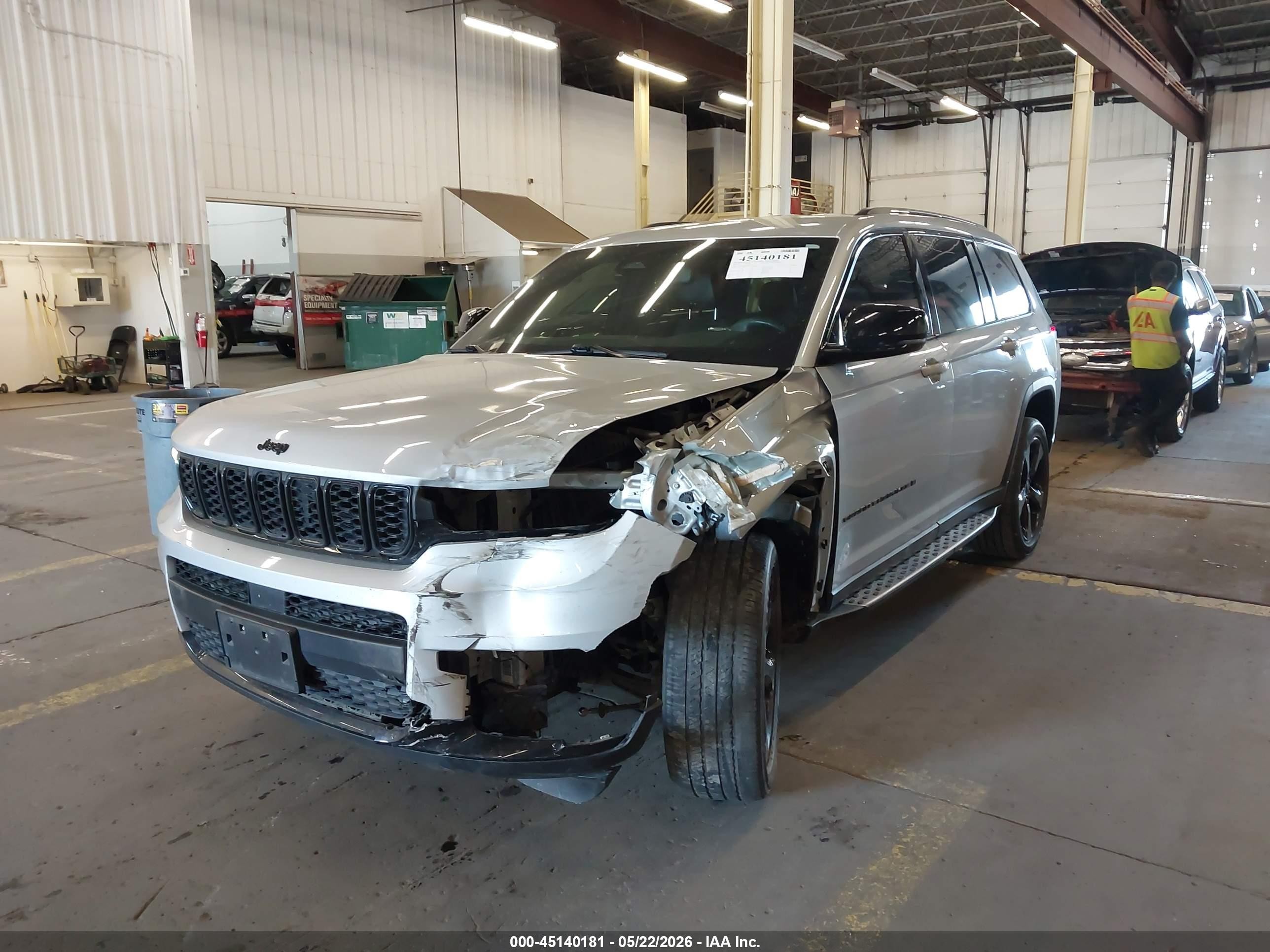 2021 Jeep Grand Cherokee L Altitude 4x4 Silver vin: 1C4RJKAGXM8201259