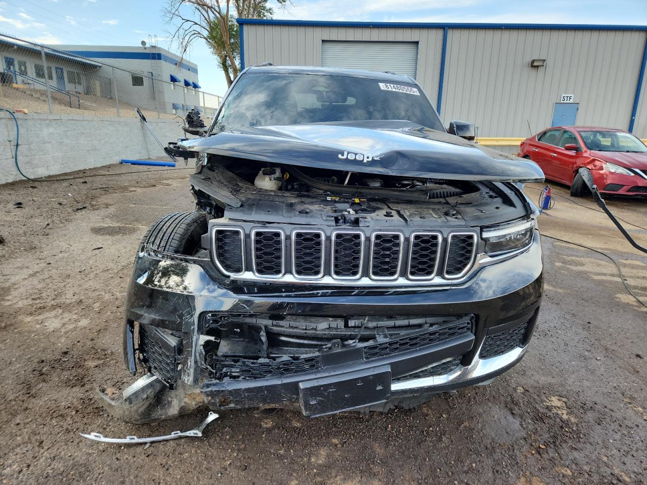 2025 Jeep Grand Cherokee L Laredo Черный vin: 1C4RJKAGXS8686421