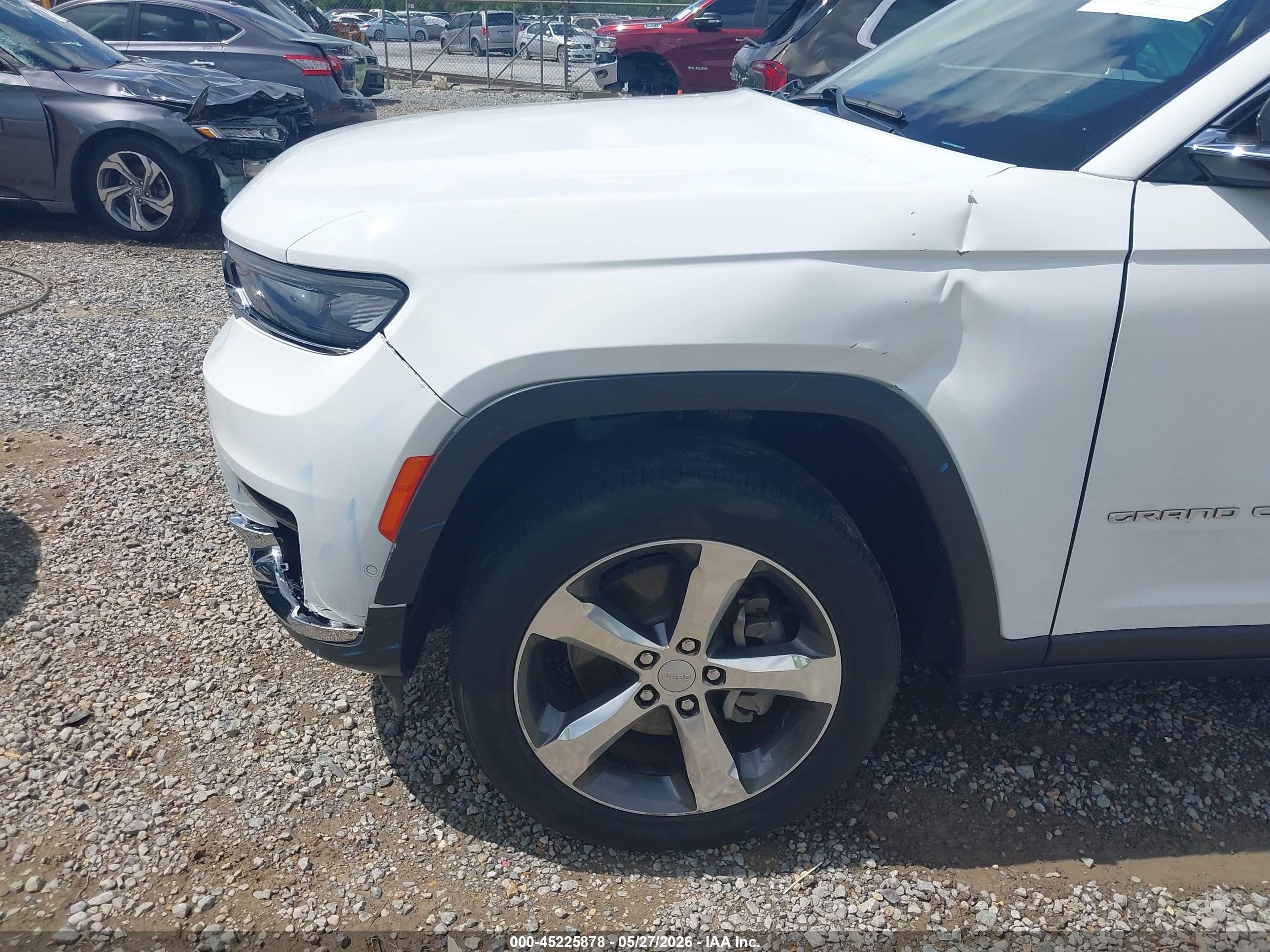 2021 Jeep Grand Cherokee L Limited 4x4 White vin: 1C4RJKBG0M8107342