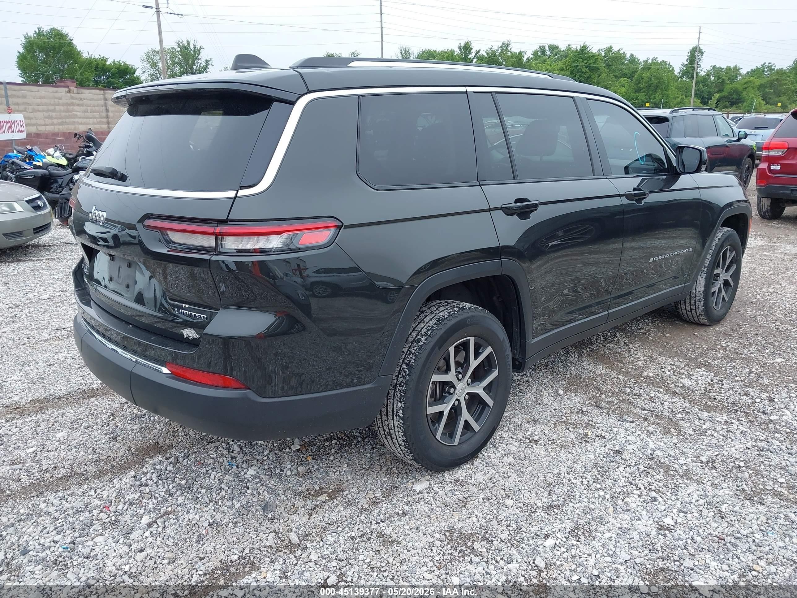2023 Jeep Grand Cherokee L Limited 4x4 Gray vin: 1C4RJKBG1P8782072