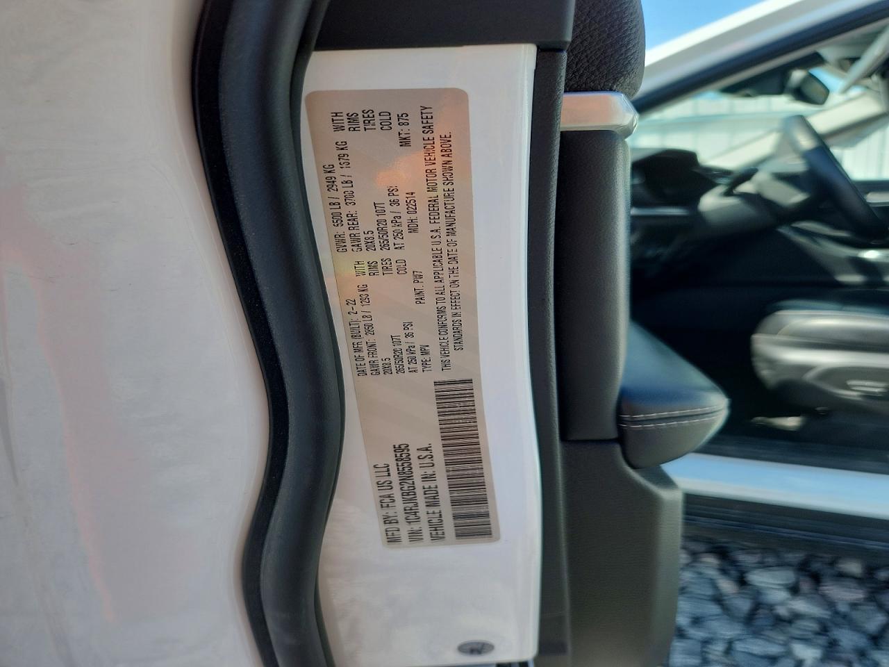 2022 Jeep Grand Cherokee L Limited White vin: 1C4RJKBG2N8558595