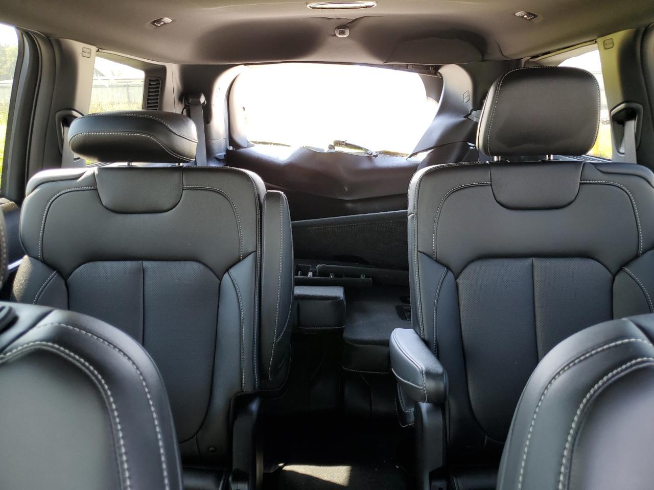 2025 Jeep Grand Cherokee L Limited Белый vin: 1C4RJKBG2S8660071
