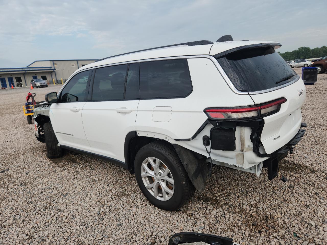 2023 Jeep Grand Cherokee L Limited White vin: 1C4RJKBG4P8832785