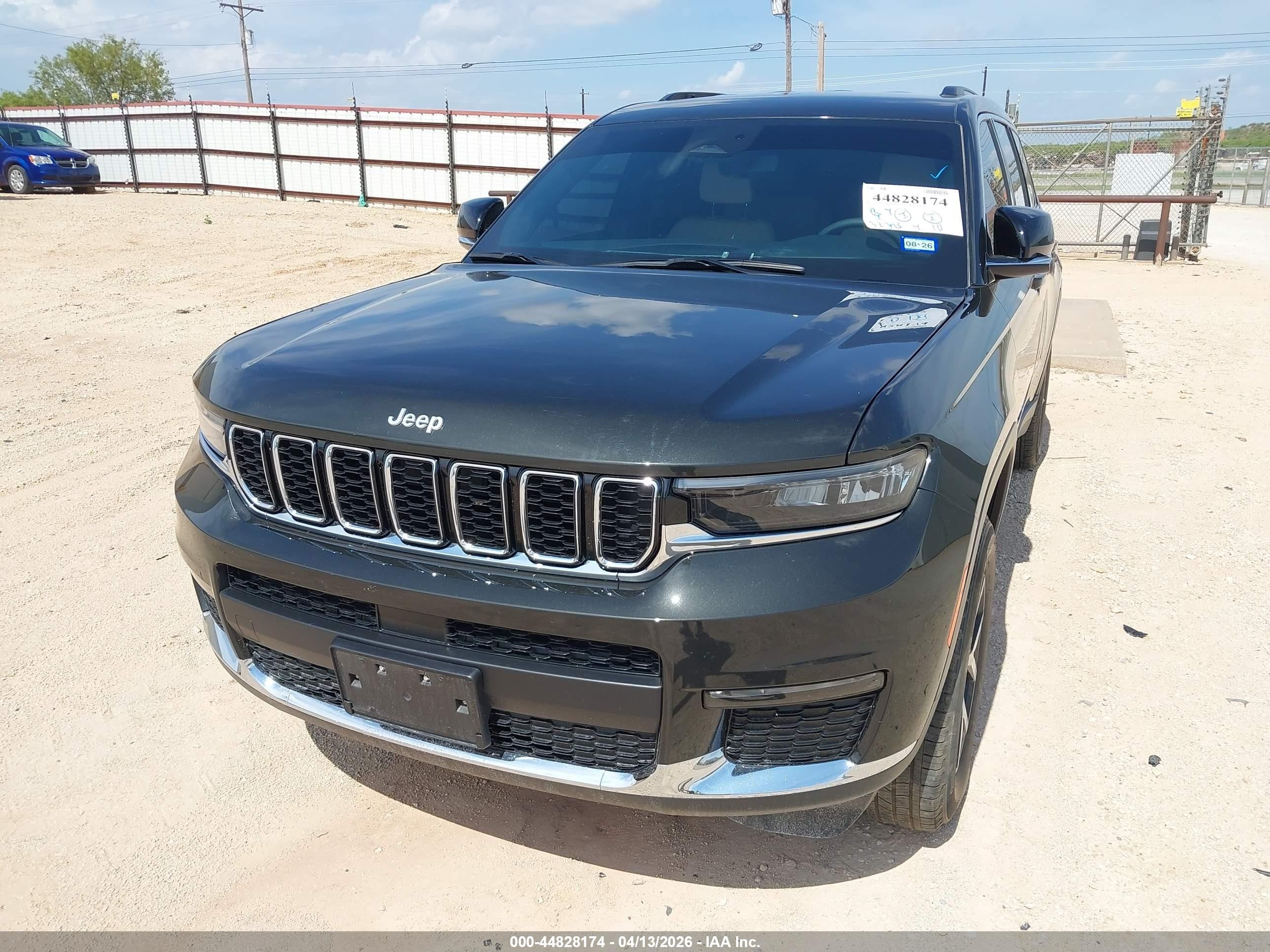 2024 Jeep Grand Cherokee L Limited 4x4 Green vin: 1C4RJKBG4R8623632