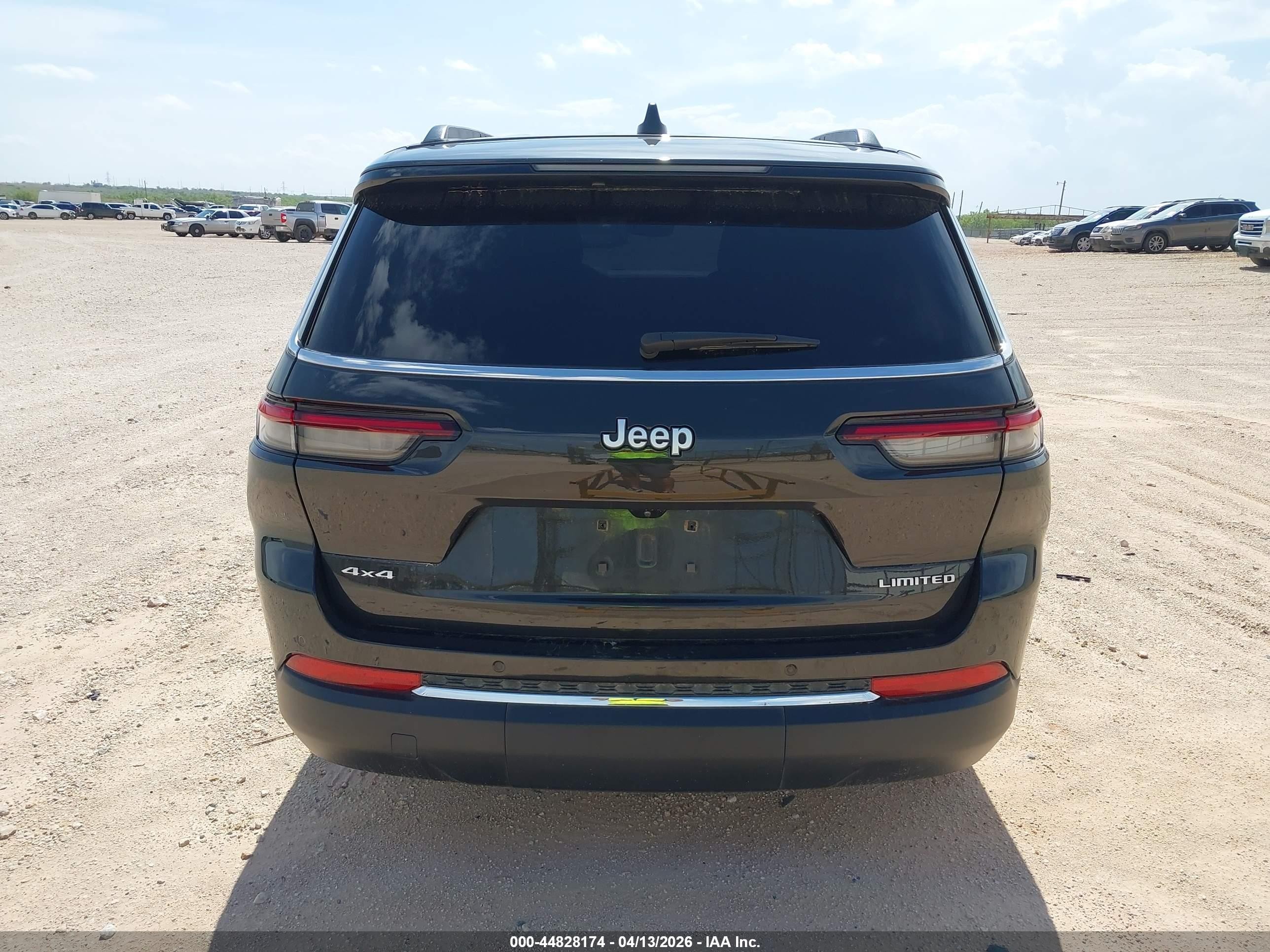 2024 Jeep Grand Cherokee L Limited 4x4 Green vin: 1C4RJKBG4R8623632