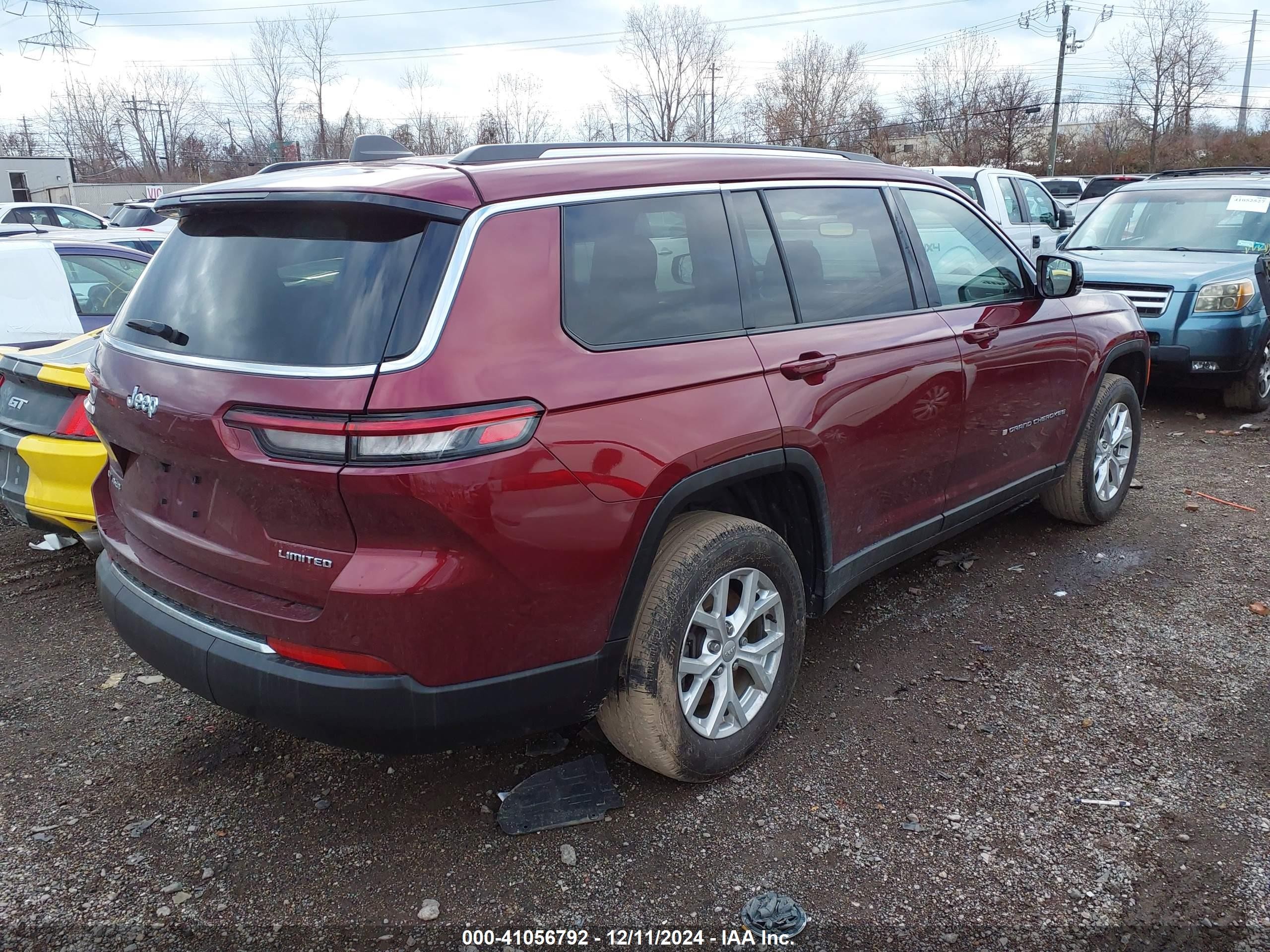 2023 Jeep Grand Cherokee L Limited 4x4 Maroon vin: 1C4RJKBG5P8731562